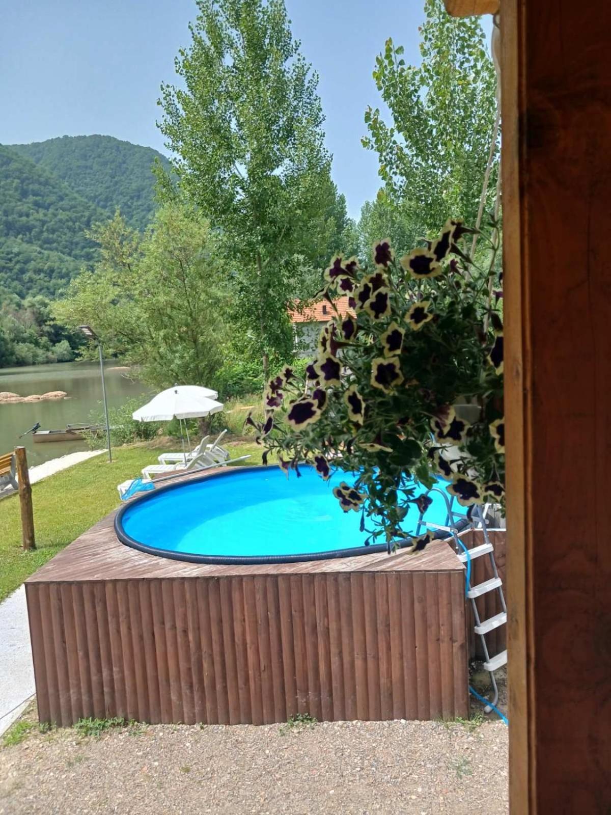 Vikendica Mihic Villa Zvornik Ngoại thất bức ảnh
